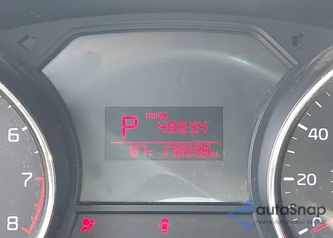 2016 Kia Sedona Lx из США, поврежденный, VIN KNDMB5C18G6159773